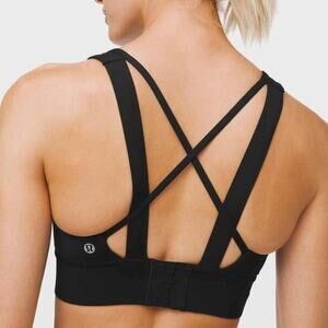 Black lululemon sports bra